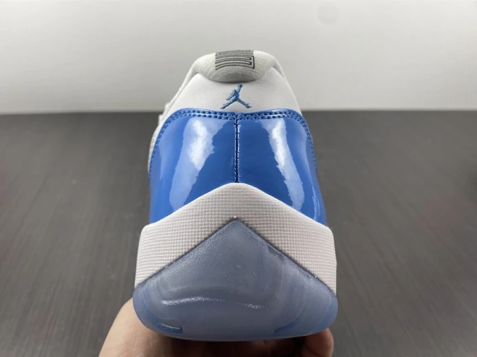 WellDesigned air jordan 11 retro low university blue 528895- 1792