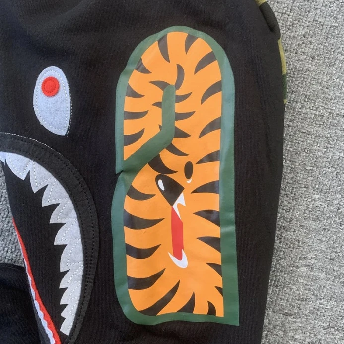 WellDesigned bape hoodie b 2779