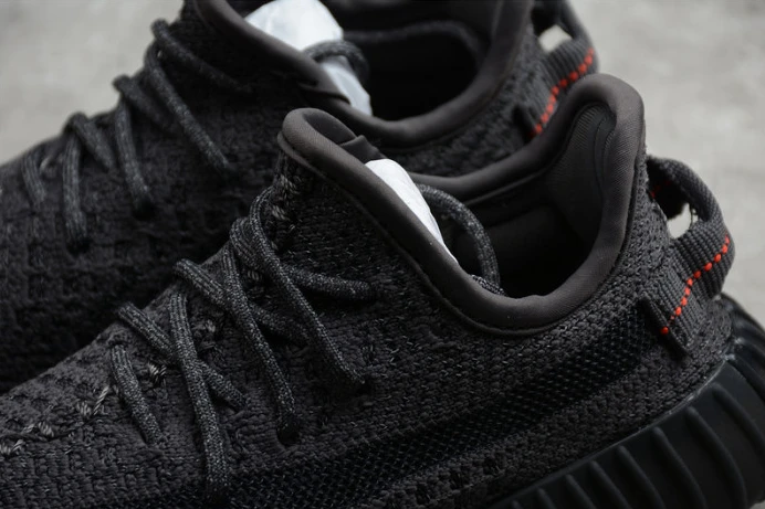 WellDesigned kids ad*s yeezy boost 350 v2 black “non-reflective”fu 164