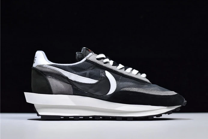 WellDesigned sacai x nike ldv waffle black bv0073- 3141