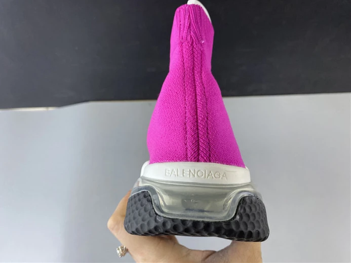 WellDesigned speed trainer sneakers 2069