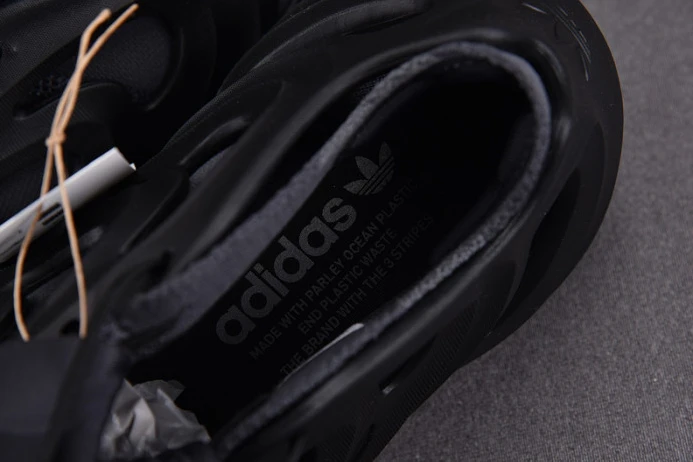 ad*s adifom q black carbon hp Popular 93