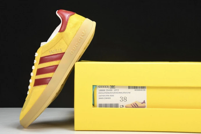 ad*s gazelle DailyWear 2853