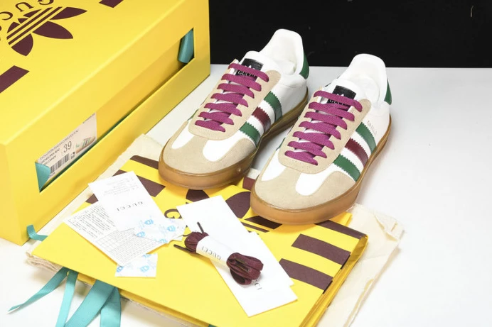 ad*s gazelle HighQuality 2857