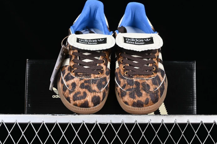 ad*s samba pony wales bonner leopard ie GoAnywhere 291
