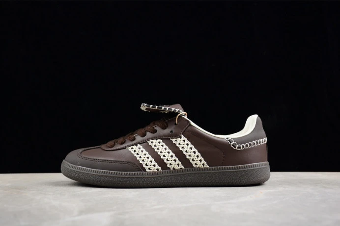 ad*s samba wales bonner core black fx GoAnywhere 284