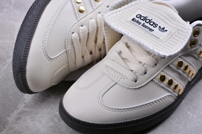 ad*s samba wales bonner studded pack cream white ig UrbanStyle 287