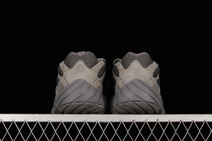 ad*s yeezy 500 “granite” gw StreetReady 100