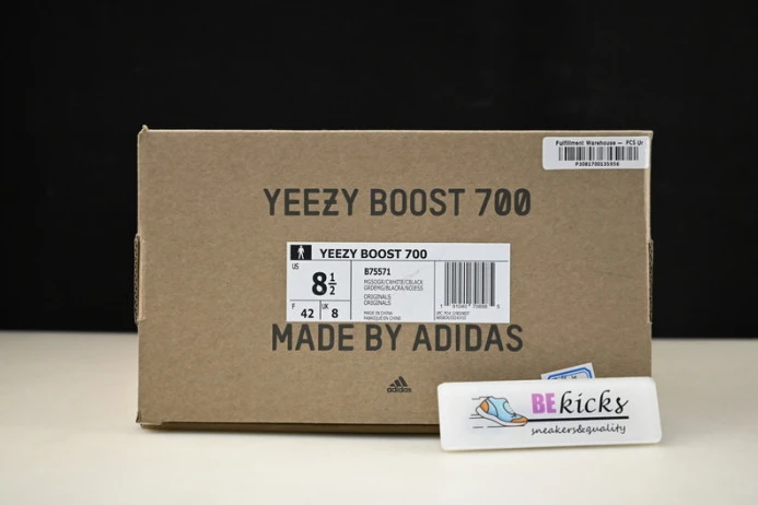 ad*s yeezy 700 boost wave runner b UrbanStyle 273