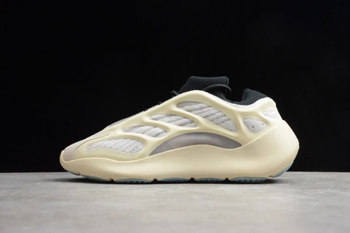 ad*s yeezy 700 v3 azael fw StreetReady 263