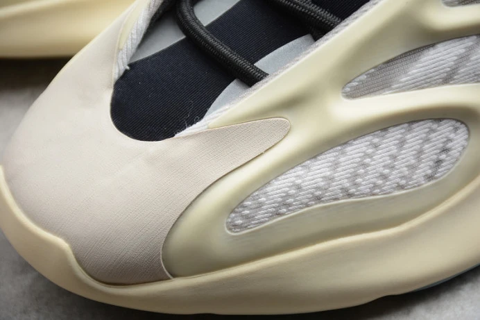 ad*s yeezy 700 v3 azael fw StreetReady 263