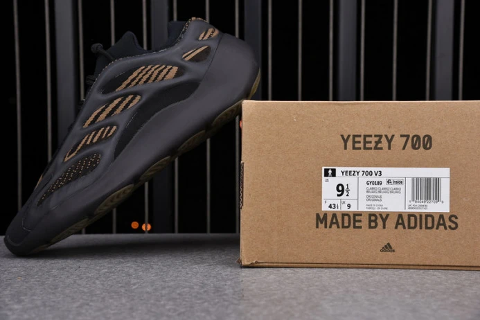 ad*s yeezy 700 v3 “eremiel” gy EasyMatch 185