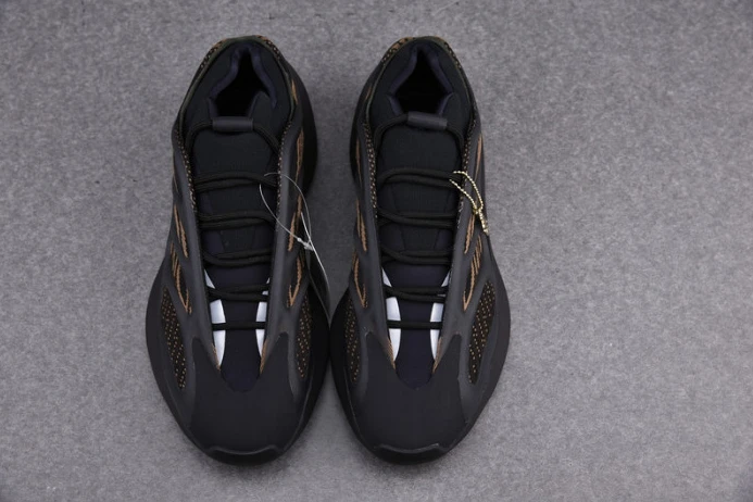 ad*s yeezy 700 v3 “eremiel” gy EasyMatch 185