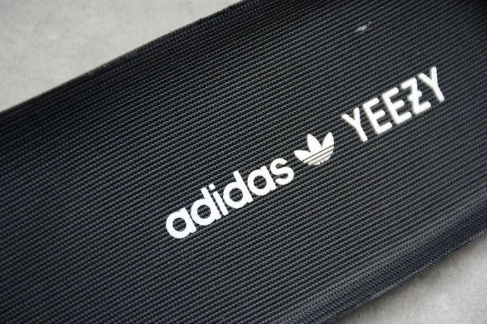 ad*s yeezy boost 350 v2 black fu Popular 234