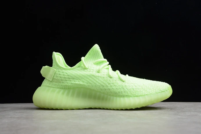 ad*s yeezy boost 350 v2 glow in the dark eg UrbanStyle 247