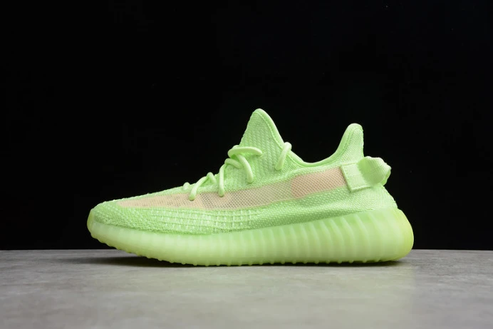 ad*s yeezy boost 350 v2 glow in the dark eg UrbanStyle 247