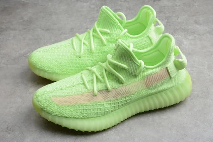 ad*s yeezy boost 350 v2 glow in the dark eg UrbanStyle 247