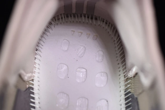 ad*s yeezy boost 350 v2 mono ice gw EasyMatch 122