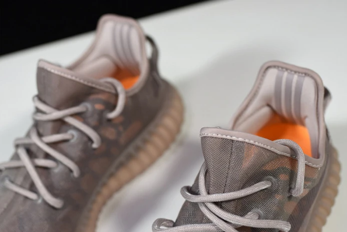ad*s yeezy boost 350 v2 mono ice gw EasyMatch 122