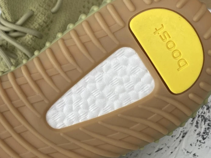 ad*s yeezy boost 350 v2 sulfur fy HighQuality 134