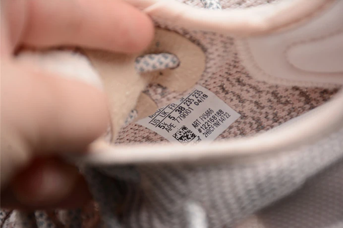 ad*s yeezy boost 350 v2 synth reflective fv WellDesigned 240