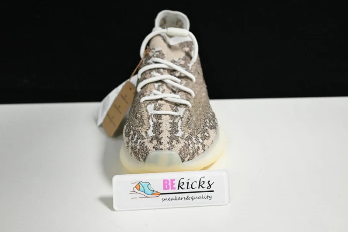 ad*s yeezy boost 380 pyrite gz DailyWear 135