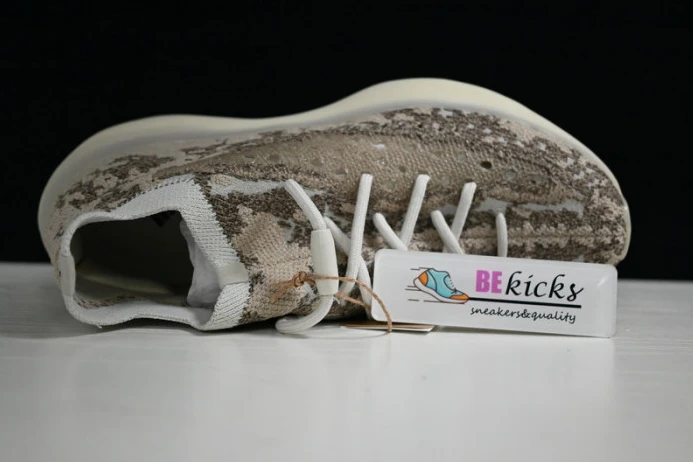 ad*s yeezy boost 380 pyrite gz DailyWear 135