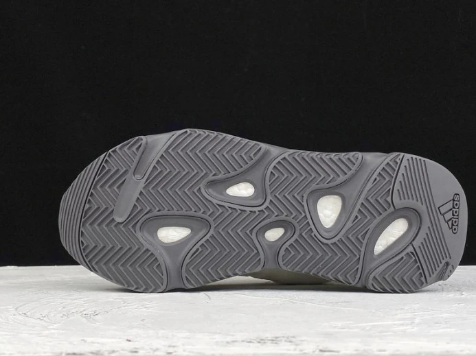 ad*s yeezy boost 700 mnvn bone fy Trendy 193