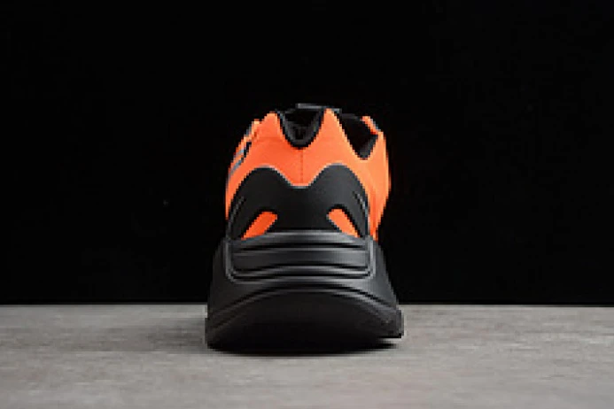 ad*s yeezy boost 700 mnvn orange fv GoodFit 190