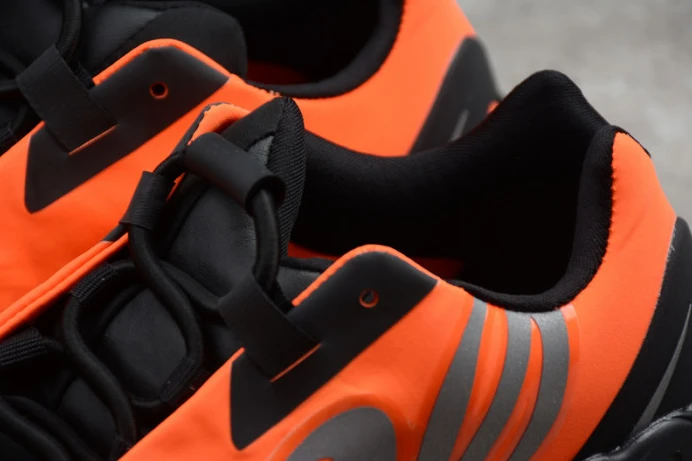 ad*s yeezy boost 700 mnvn orange fv GoodFit 190