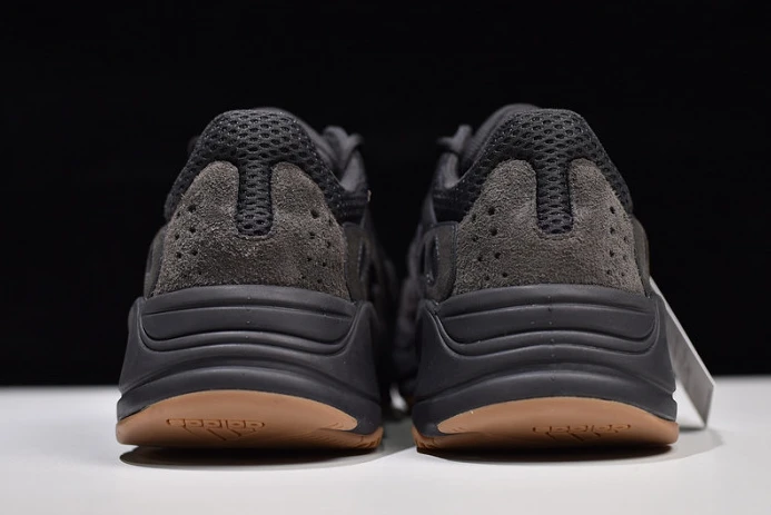 ad*s yeezy boost 700 utility black fv GoAnywhere 266