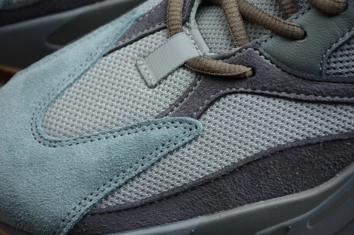 ad*s yeezy boost 700 v2 "teal blue'' fw DailyWear 262