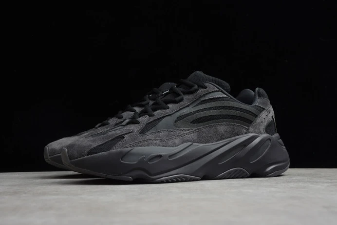 ad*s yeezy boost 700 v2 vanta fu WellDesigned 272