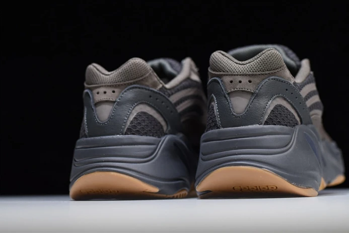 ad*s yeezy boost 700 v2 “geode” eg UrbanStyle 274
