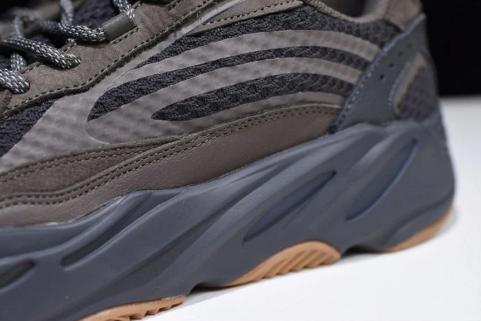 ad*s yeezy boost 700 v2 “geode” eg UrbanStyle 274
