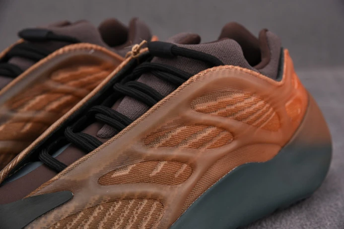 ad*s yeezy boost 700 v3 copfade gy StreetReady 179