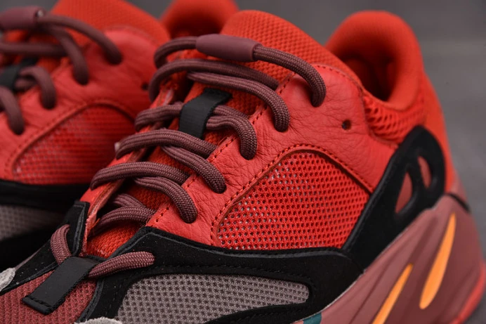 ad*s yeezy boost 700 “hi-res red” hq NewStyle 175