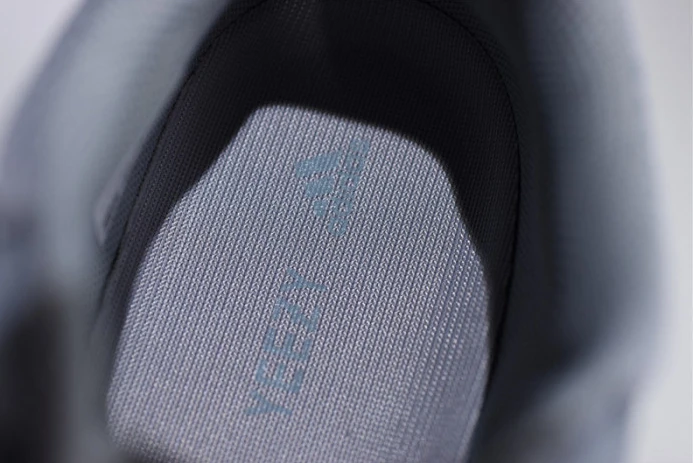 ad*s yeezy boost 700 “inertia" eg Popular 268
