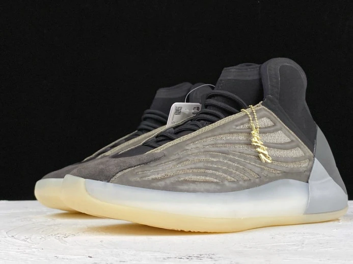 ad*s yeezy qntm barium h StreetReady 198