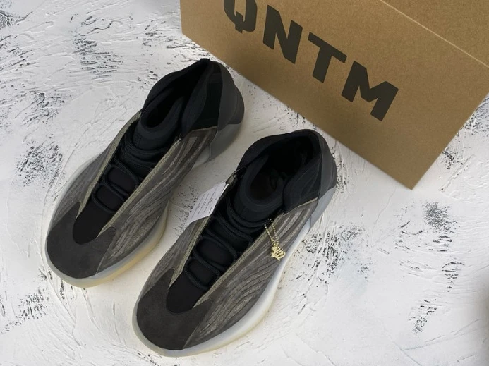 ad*s yeezy qntm barium h StreetReady 198
