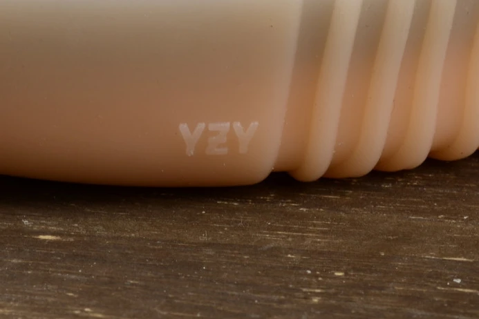 adidas Yeezy 750 Boost Light Brown BY SmartChoice 375