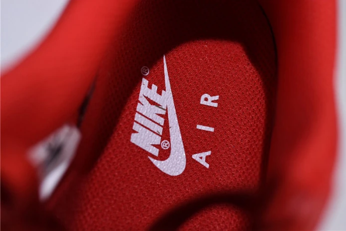 air force 1 low utility red aj7747- UrbanStyle 3013