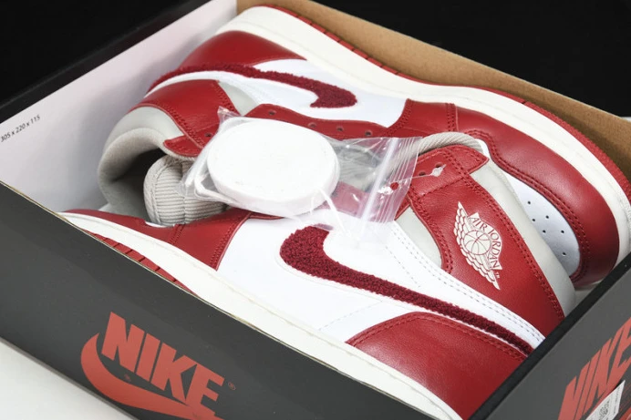 air jordan 1 high og newstalgia chenille dj4891- SmartChoice 1638