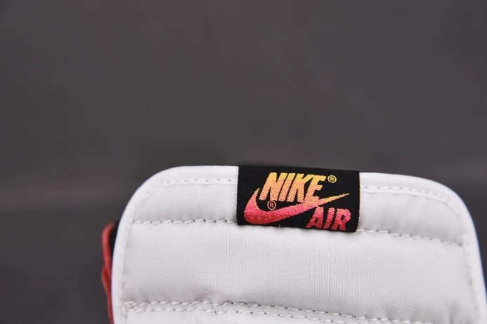 air jordan 1 light fusion red 555088- Trendy 1224