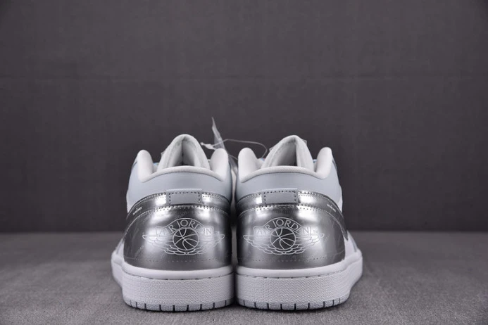 air jordan 1 low se tear away silver dx6070- EasyMatch 1628