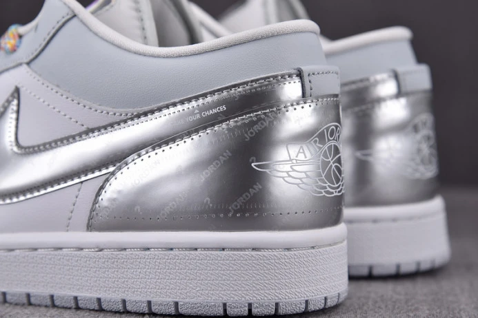 air jordan 1 low se tear away silver dx6070- EasyMatch 1628