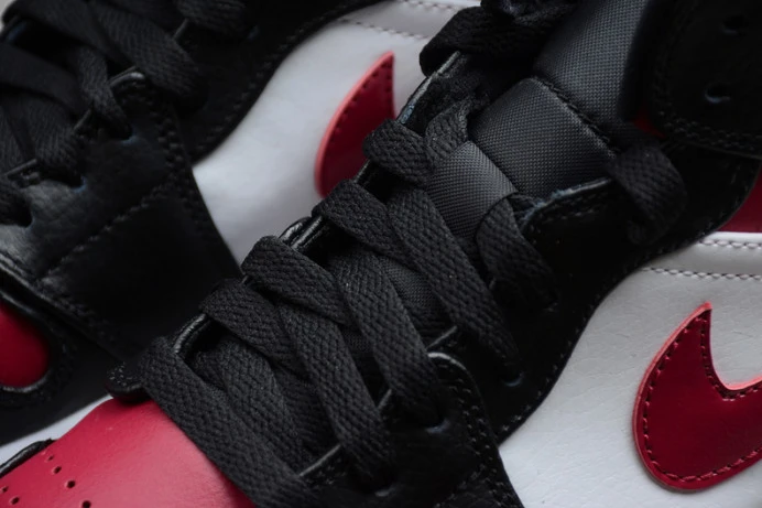 air jordan 1 mid bred toe 554724- EasyMatch 1260