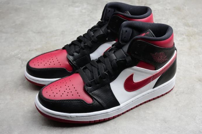 air jordan 1 mid bred toe 554724- EasyMatch 1260