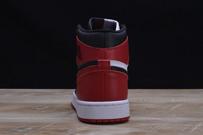 air jordan 1 retro "homage to home" red 861428- UrbanStyle 1330