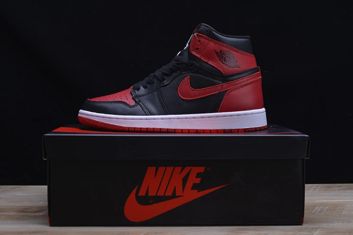 air jordan 1 retro "homage to home" red 861428- UrbanStyle 1330